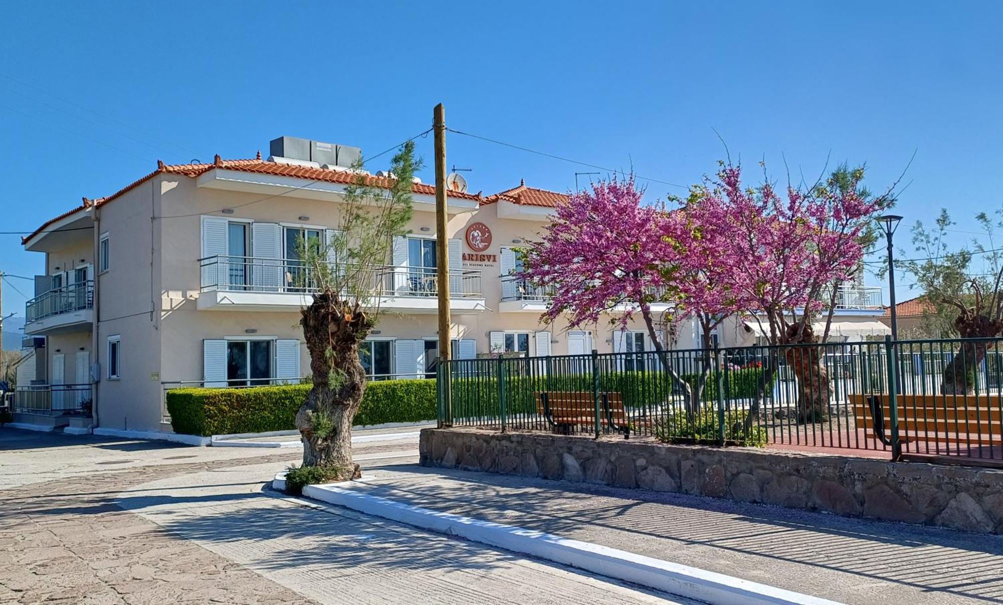 Arisvi All Seasons Hotel Skala Kallonis Exterior photo